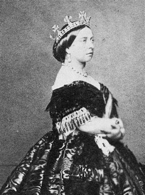 Queen Victoria News Photo 1861 Queen Victoria Victoria British