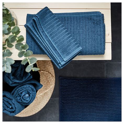 The long, fine fibres of combed cotton create a soft and durable towel. VÅGSJÖN Hand towel, dark blue, 16x28" (40x70 cm) - IKEA ...