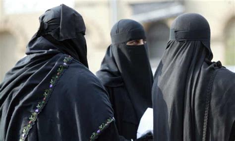 Ofsted Chief Backs Schools That Restrict Inappropriate Wearing Of Veil