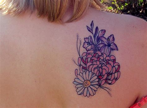 August month is related to gladiolus flower which symbolizes strength and moral integrity. Beautiful Tattoo Of August, September And November Birth ...