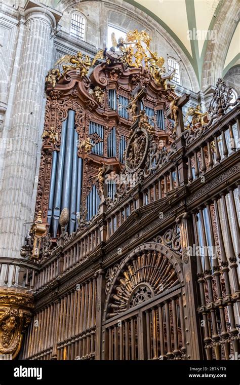Largest Church Pipe Organ Hi Res Stock Photography And Images Alamy