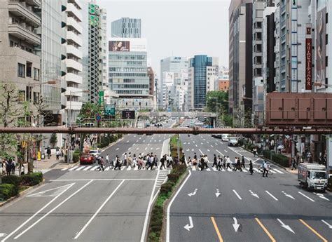Shibuya Tokyo Japan Busy People Crossing At A Crosswalk Editorial