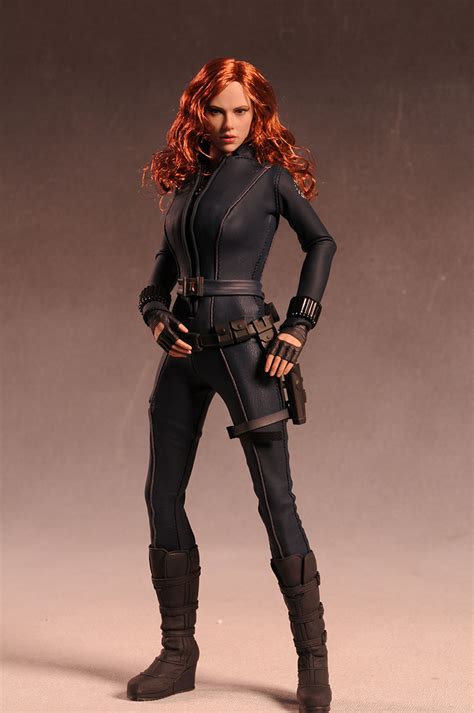 Review And Photos Of Hot Toys Black Widow Sixth Scale Action Figure