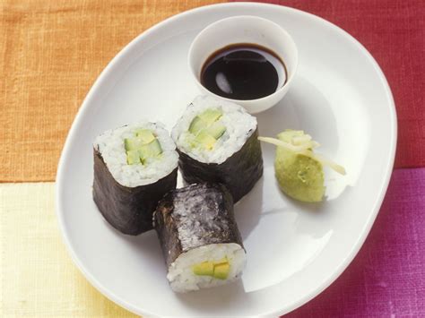 Sushi Maki Mit Ingwer Avocado Soße Rezept Eat Smarter