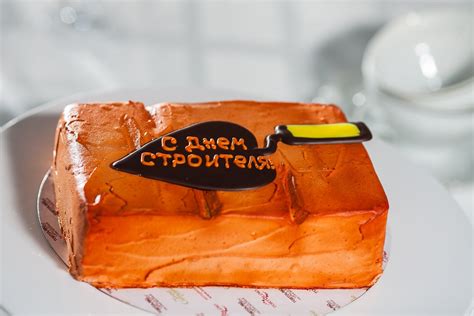 Після розпаду срср день будівельника продовжують відзначати у другу неділю серпня будівельники україни, росії, білорусі, казахстану, киргизстану. Презенти на професійне свято: що подарувати на День ...
