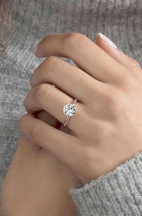 Awesome 56 Simple Engagement Ring For Girls Who Love Wedding Rings