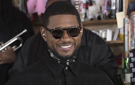 Mto Exclusive Randb Singer Usher Is Engaged To His Latina Girlfriend