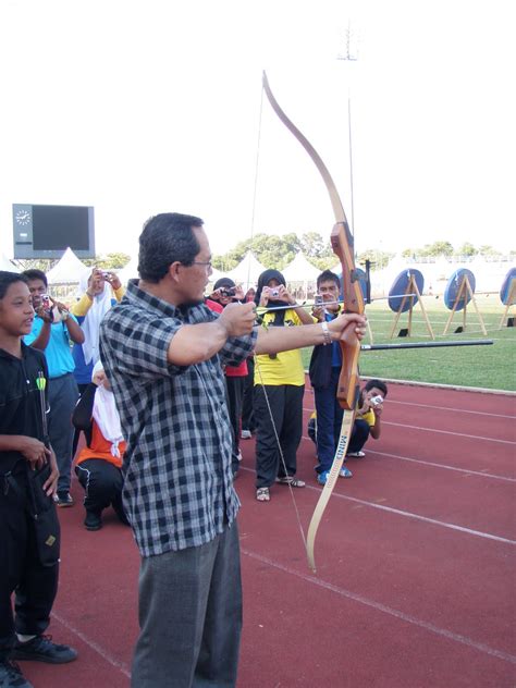 Sekolah menengah sains kuala selangor (englisch: Kokurikulum SBP: SMAP KAJANG DAN SMS KUALA SELANGOR TERUS ...