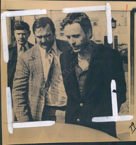 Ted Bundy Serial Killers Photo Fanpop