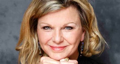 Her entertainment career took a major turn forward when she moved to france in the 1970s. Джин Мэнсон (Jeane Manson): Участница Евровидения 1979 ...