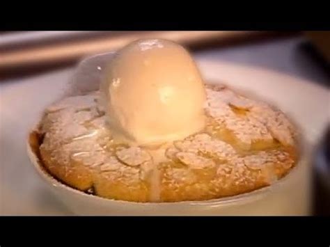 This is our easiest apple crumble recipe, full of caramel flavours in the brown sugar and a hint of cinnamon. Spiced Apple Cake - Gordon Ramsay - YouTube