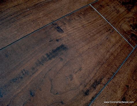 Distressed Hand Scraped Hickory Caramel Hardwood Floorflooring Wood