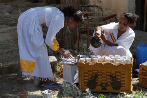 Cerimônia Tradicional Do Café Em Etiópia Imagem De Stock Imagem De