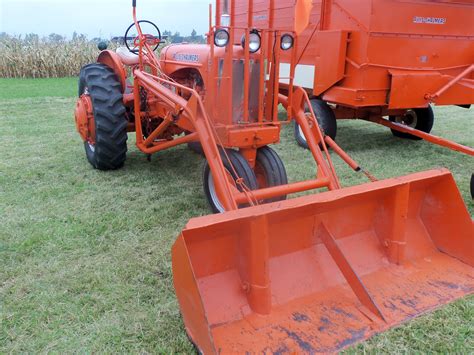 Allis Chalmers Wd45 With Loader Allis Chalmers Tractors Old Tractors