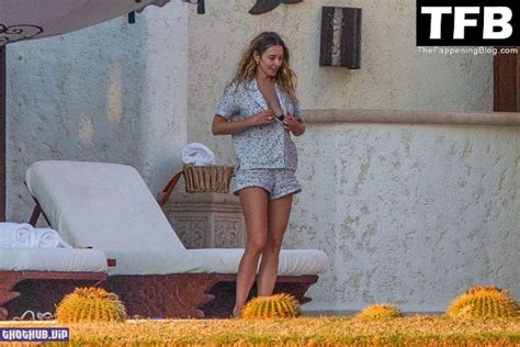 Top Jason Sudeikis And Keeley Hazell Are Seen Enjoying Their Romantic