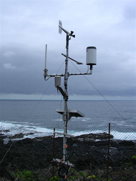 Questo il tempo per brest. Station meteorologique
