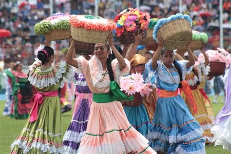 Bailes Tipicos De El Salvador