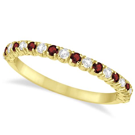 Https://tommynaija.com/wedding/14k Garnet Gold Wedding Ring