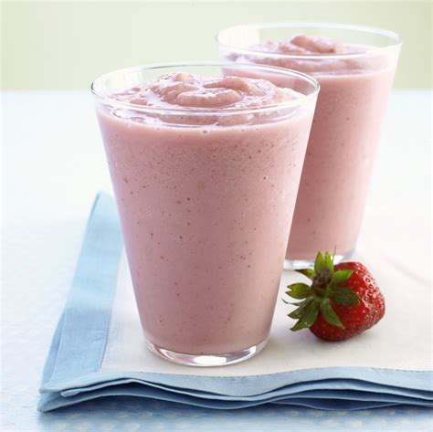 Dairy Free Strawberry Banana Smoothie Recipe