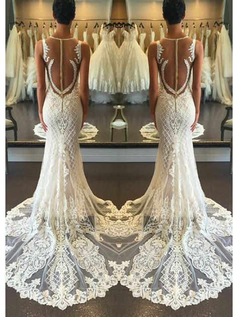 Elegant Mermaid Strap V Neck Beach Wedding Dress Luxurious Open Back