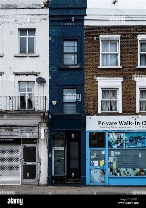 Londons Narrowest House Stock Photo Alamy