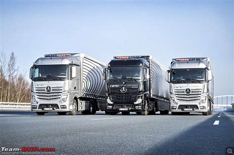Daimler Tests Convoy Of Connected Autonomous Driverless Trucks