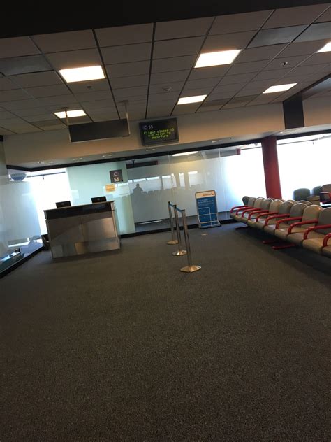 Pittsburgh International Airport Concourse C Gate C55 American