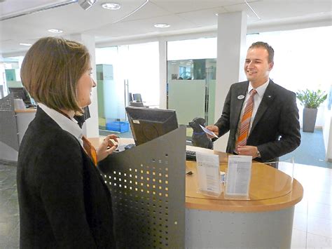 Du suchst eine ausbildung bei der bw bank? Rottweil: Ein solider Beruf mit gutem Gehalt - Rottweil ...