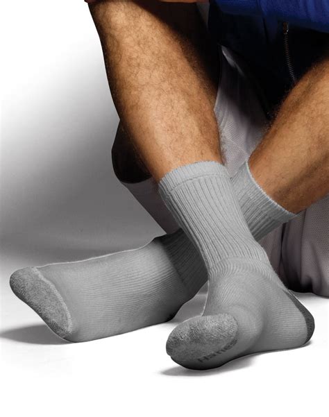 Cl85 Hanes Men S Classics Comfortsoft Crew Socks Grey 6 Pack