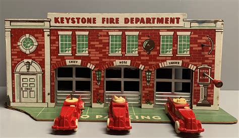 Keystone 3 Bay Fire Station Model 251 Collecting Keystone
