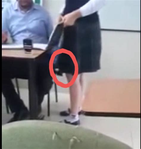 Just Dont Give A Fck A Teacher Was Filmed By A Student Filming