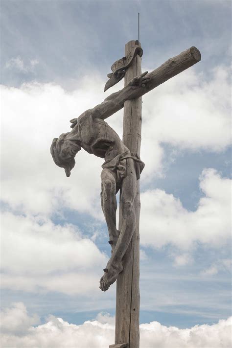 Crucificaron A Jesús A Las 3 De La Tarde Diariocrí