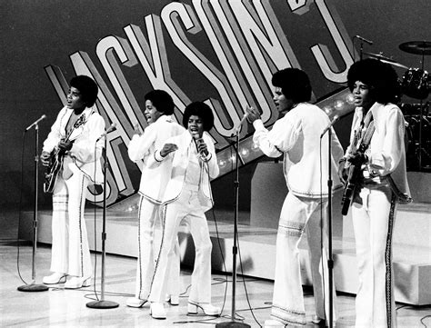Motown Hits The 50 Best And Essential Songs From The Detroit Era