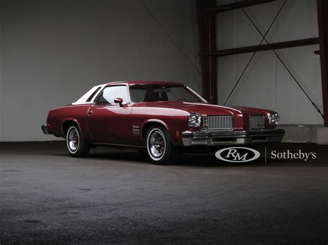 1975 Oldsmobile Cutlass Supreme | Auburn Spring 2014 | RM Auctions