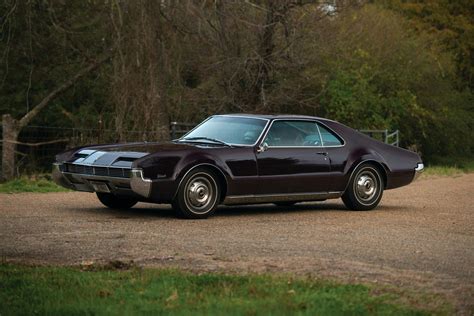 The First Oldsmobile Toronado Full Of Front Drive Muscle Was Never