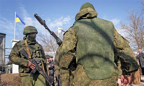 Russians Pressure Ukrainian Forces In Crimea To Disarm World News The Guardian
