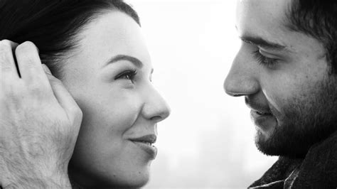 Researchers Explain 10 Things That Make You Feel Attracted To Someone