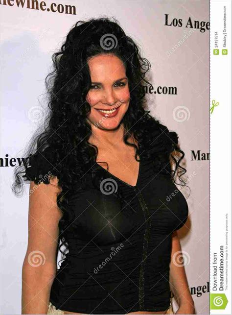 Julie Strain Height And Body Measurements