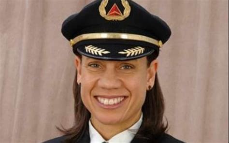 Meet Stephanie Johnson Deltas First Black Female Captain Ebony