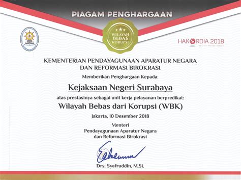 Download contoh piagam penghargaan juara umum siswa di sekolah ditulis oleh operator sekolah. PIAGAM PENGHARGAAN KEMENTRIAN PENDAYAGUNAAN APARATUR ...