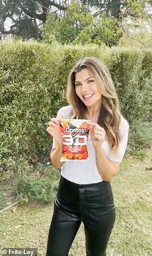 Frito Lay And Ali Landry Announce That Doritos 3d Are Back After 20 Years Daily Mail Online