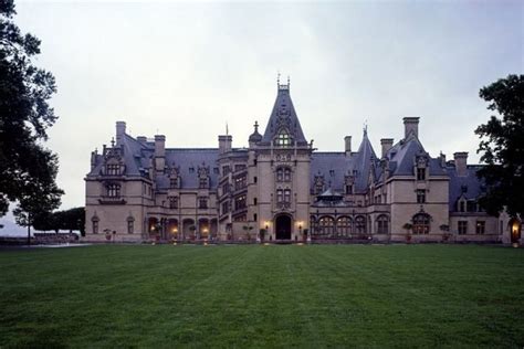 See The Vanderbilt Mansion Biltmore An American Castle In The Clouds