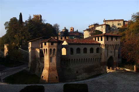 Memasukkan alamat email yahoo email anda 2. Castellarano | Turismo Emilia Romagna