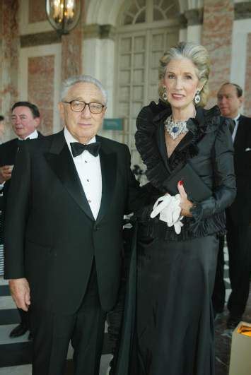 Nancy Kissinger Celebrities High Society Famous Fashion