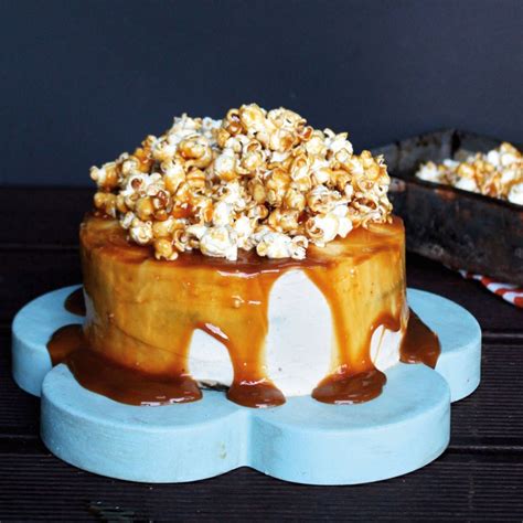 25 отметок «нравится», 0 комментариев — aga (@kuchenhit.de) в instagram: Salted-Caramel-Popcorn-Torte | Rezept | Torte ohne backen ...