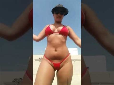 Minha Esposa Gostosa Na Praia De Bikini Fio Dental YouTube