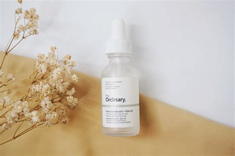 The ordinary niacinamide (vitamin b3) 10% + zinc 1% serum reduces the appearance of skin blemishes and congestion while also balancing visible aspects of notes: Review The Ordinary Niacinamide 10% + Zinc 1% - Dessy DYL