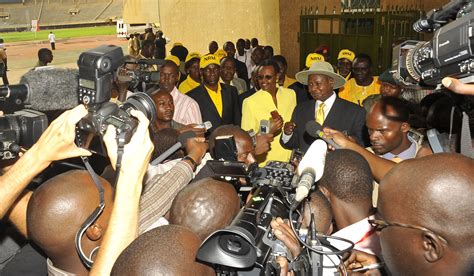 Yoweri kaguta museveni given african leadership peace award. Museveni Kaguta | Flickr