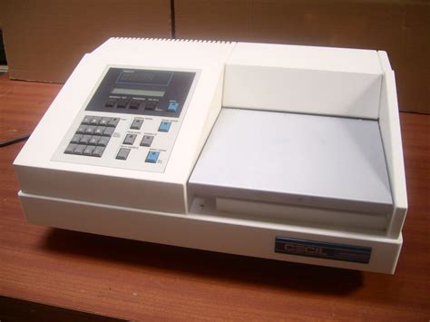 By uv/vis means the working range of the spectromemter. Used Spectrophotometers