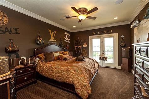 Aliexpress carries many celebrity home decor related products. $2.35 Million Houston Home with a Louis Vuitton Bedroom?